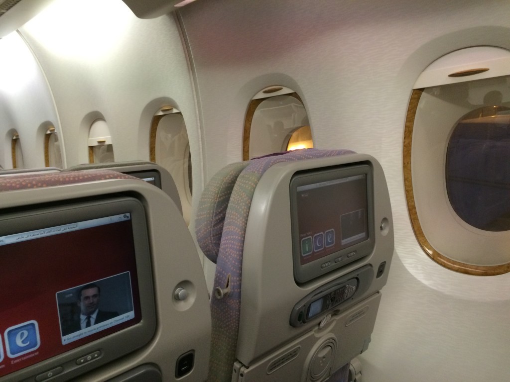 Jak wygląda lot Airbusem A380 Emirates Airlines?