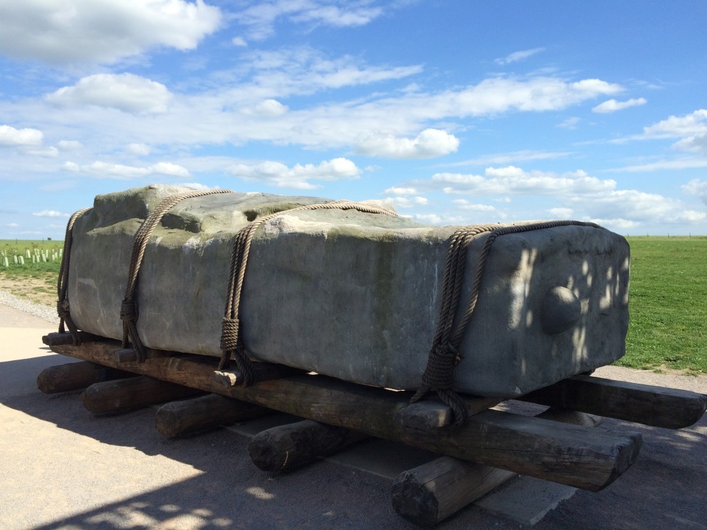 Replika 28-tonowego kamienia z którego zbudowane jest Stonehenge