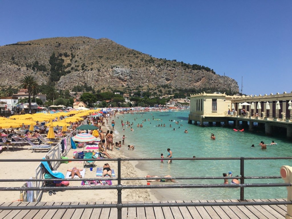 Sycylia Palermo plaża Mondello